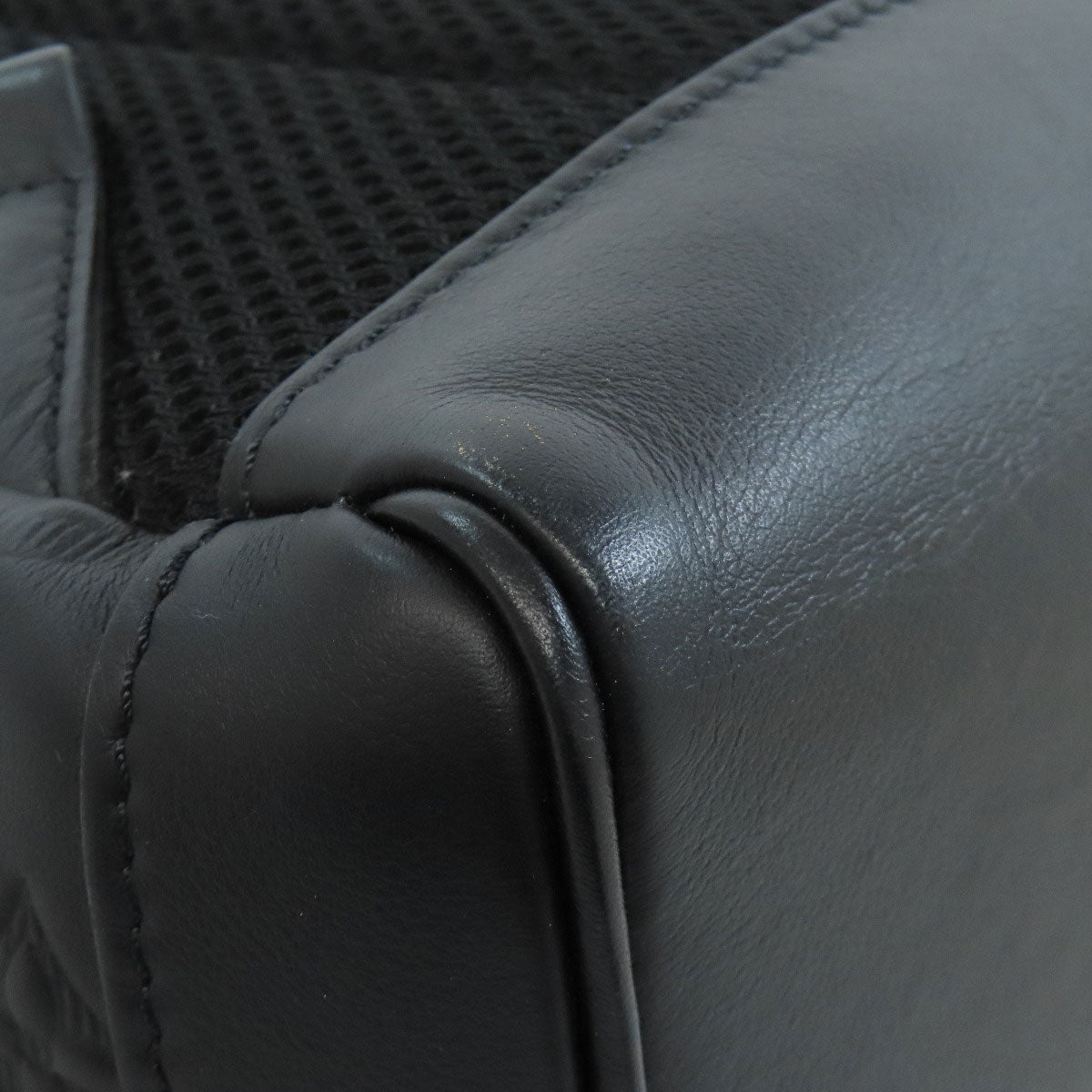 LOUIS VUITTON ルイヴィトン M46107 レーサー スリングバッグ ボディバッグ モノグラムシャドウ レディース 中古