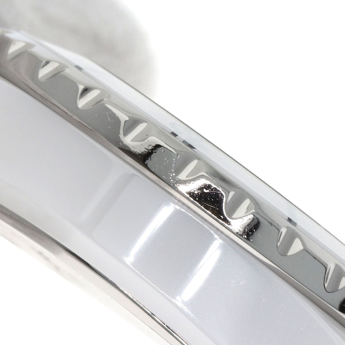 シャネル H0968 J12 33mm 腕時計 中古 商品画像15