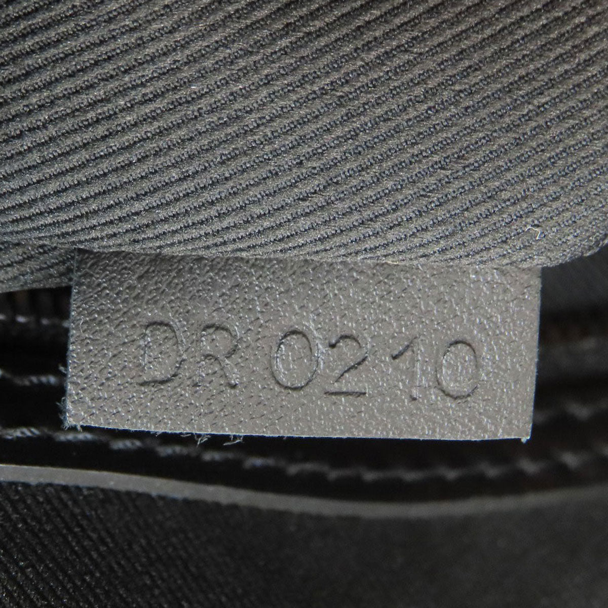 LOUIS VUITTON ルイヴィトン M45046 キーポル トリアングル50 ボストンバッグ モノグラムタフタージュ レディース 中古