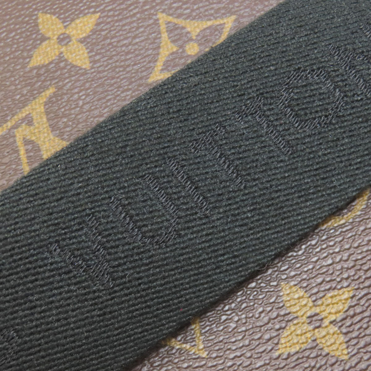 LOUIS VUITTON ルイヴィトン M40388 キタン マカサー ハンドバッグ モノグラムキャンバス メンズ 中古