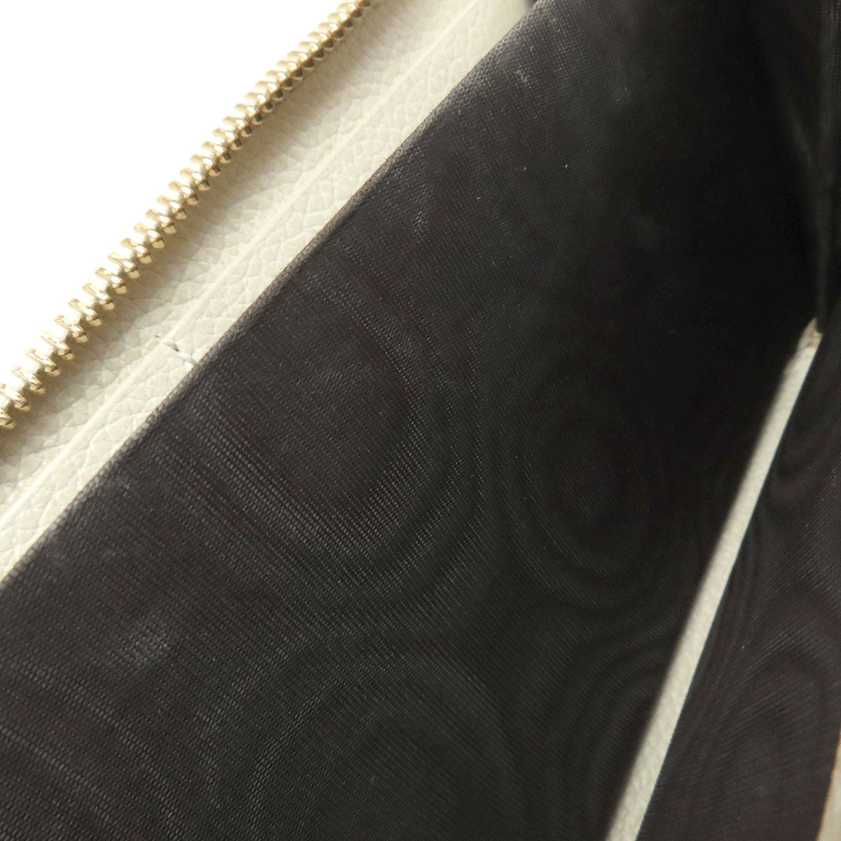GUCCI グッチ 570661 ズゥミ 長財布（小銭入れあり） レザー レディース 中古