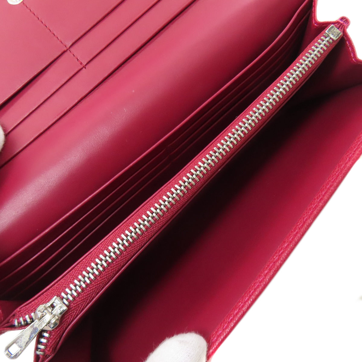 LOEWE ロエベ アナグラム 長財布（小銭入れあり） カーフ レディース 中古