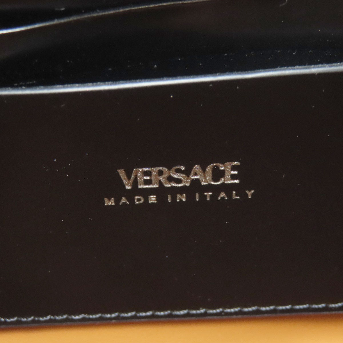 VERSACE ヴェルサーチ ロゴ ショルダーバッグ レザー レディース 中古