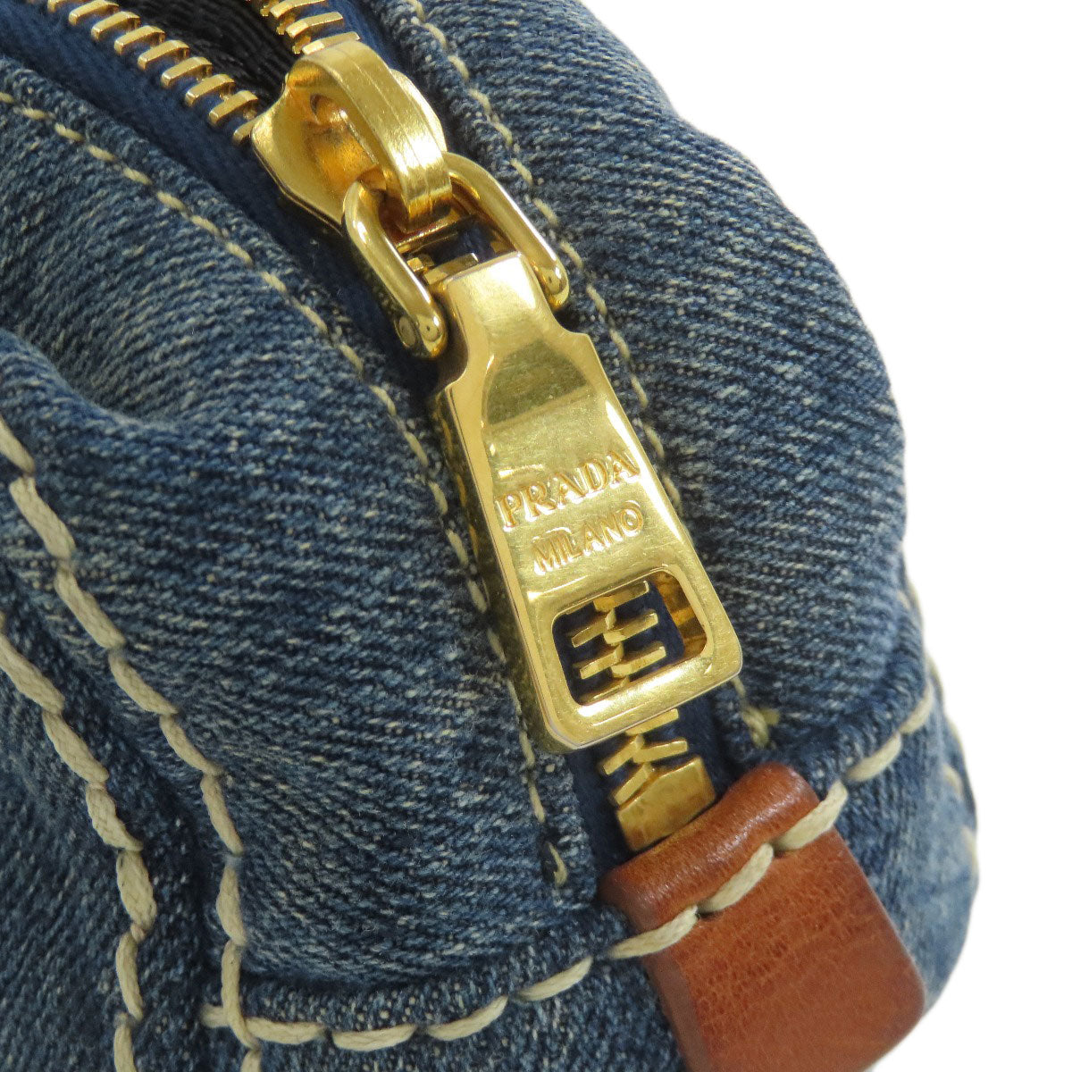 PRADA プラダ ロゴ金具 化粧ポーチ デニム レディース 中古