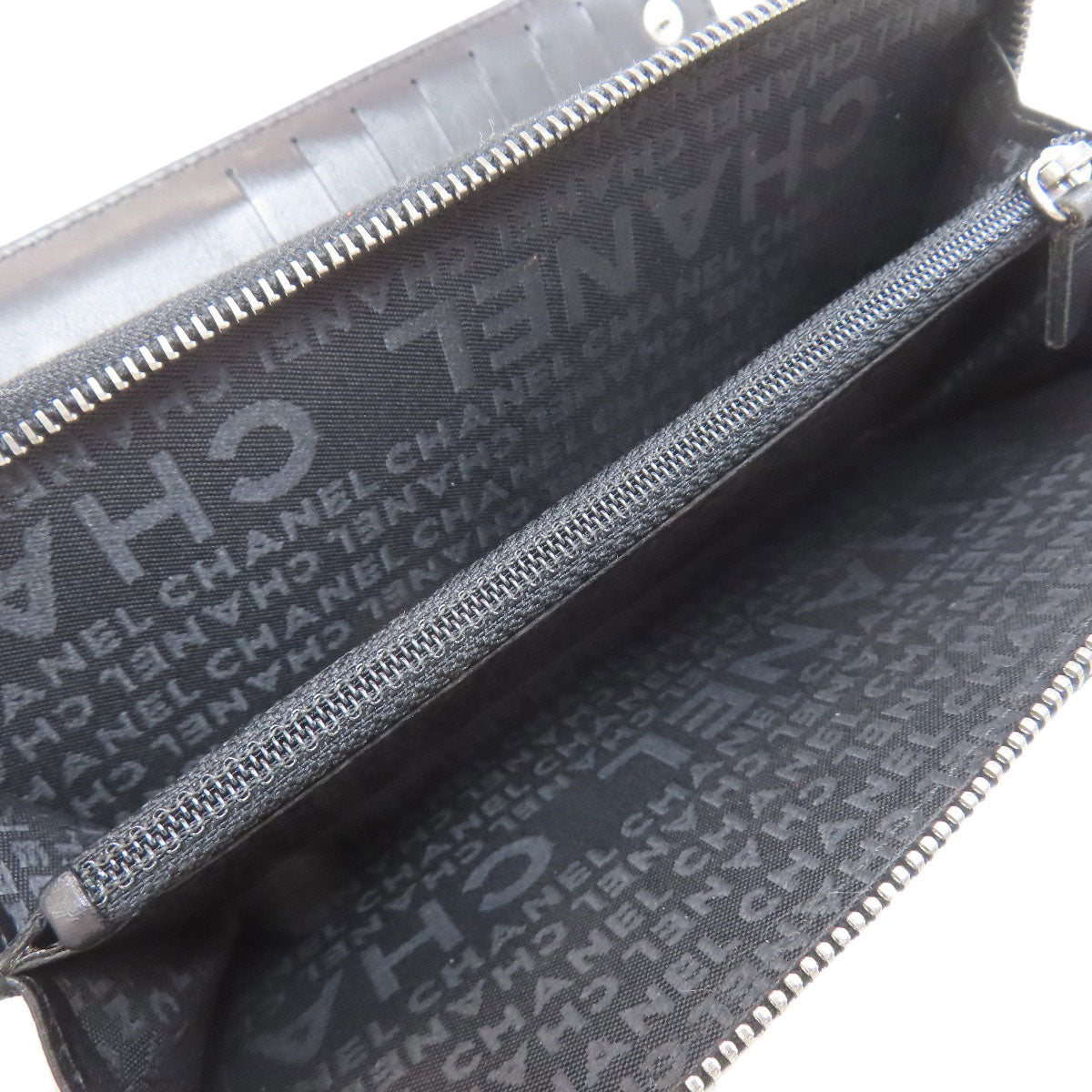 CHANEL シャネル マトラッセ シルバー金具 長財布（小銭入れあり） カーフ レディース 中古