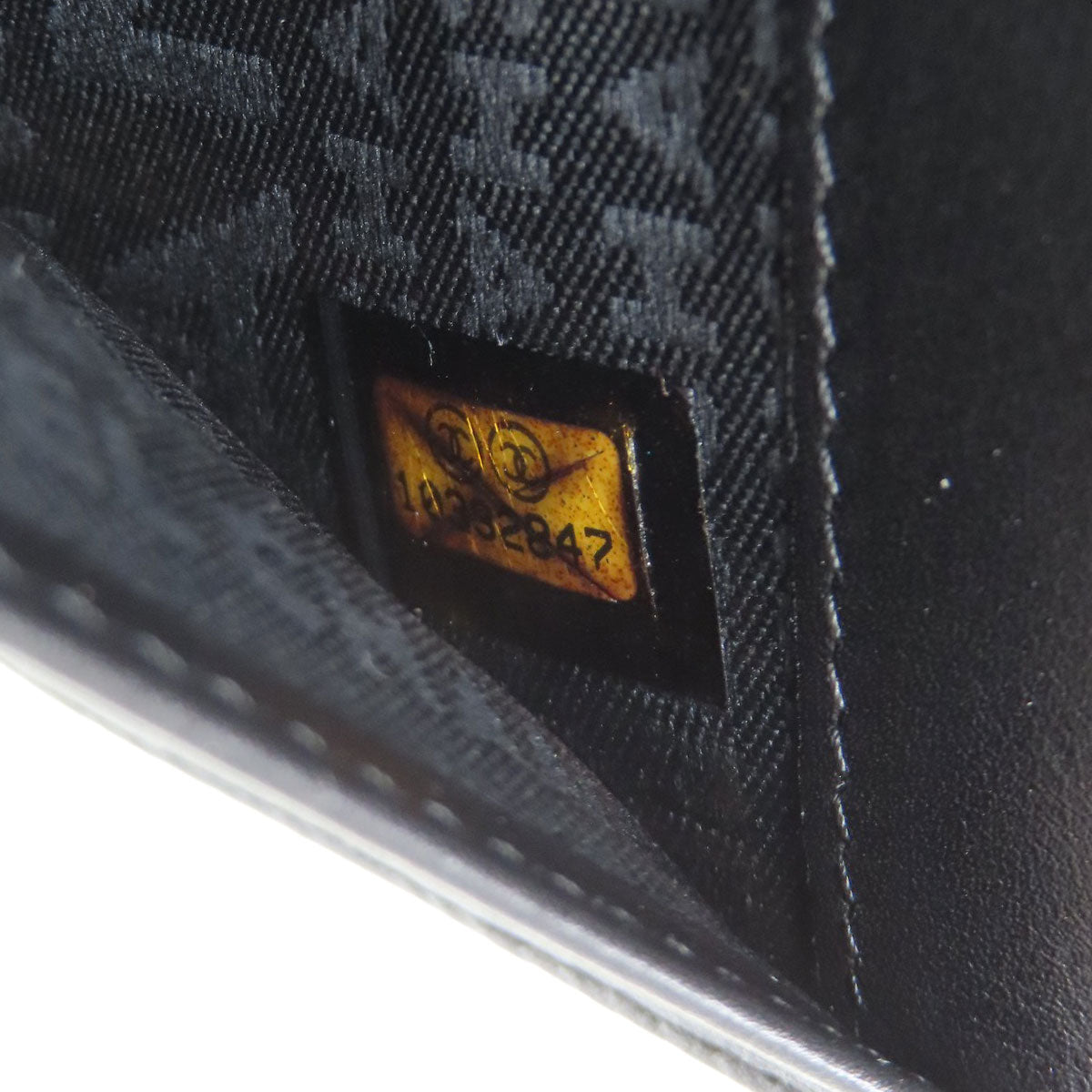 CHANEL シャネル マトラッセ シルバー金具 長財布（小銭入れあり） カーフ レディース 中古