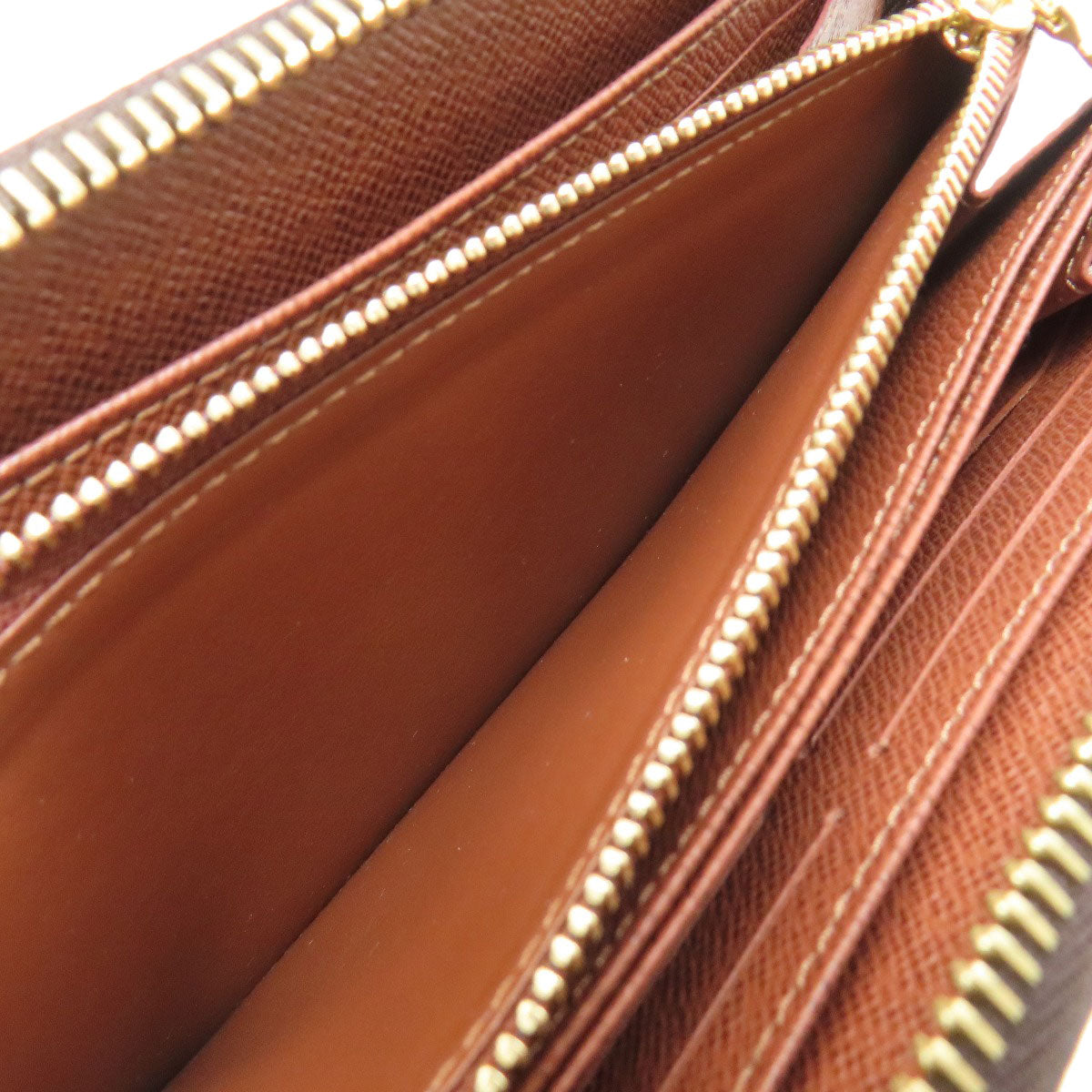 LOUIS VUITTON ルイヴィトン M42616 ジッピー・ウォレット 長財布（小銭入れあり） モノグラムキャンバス レディース 中古
