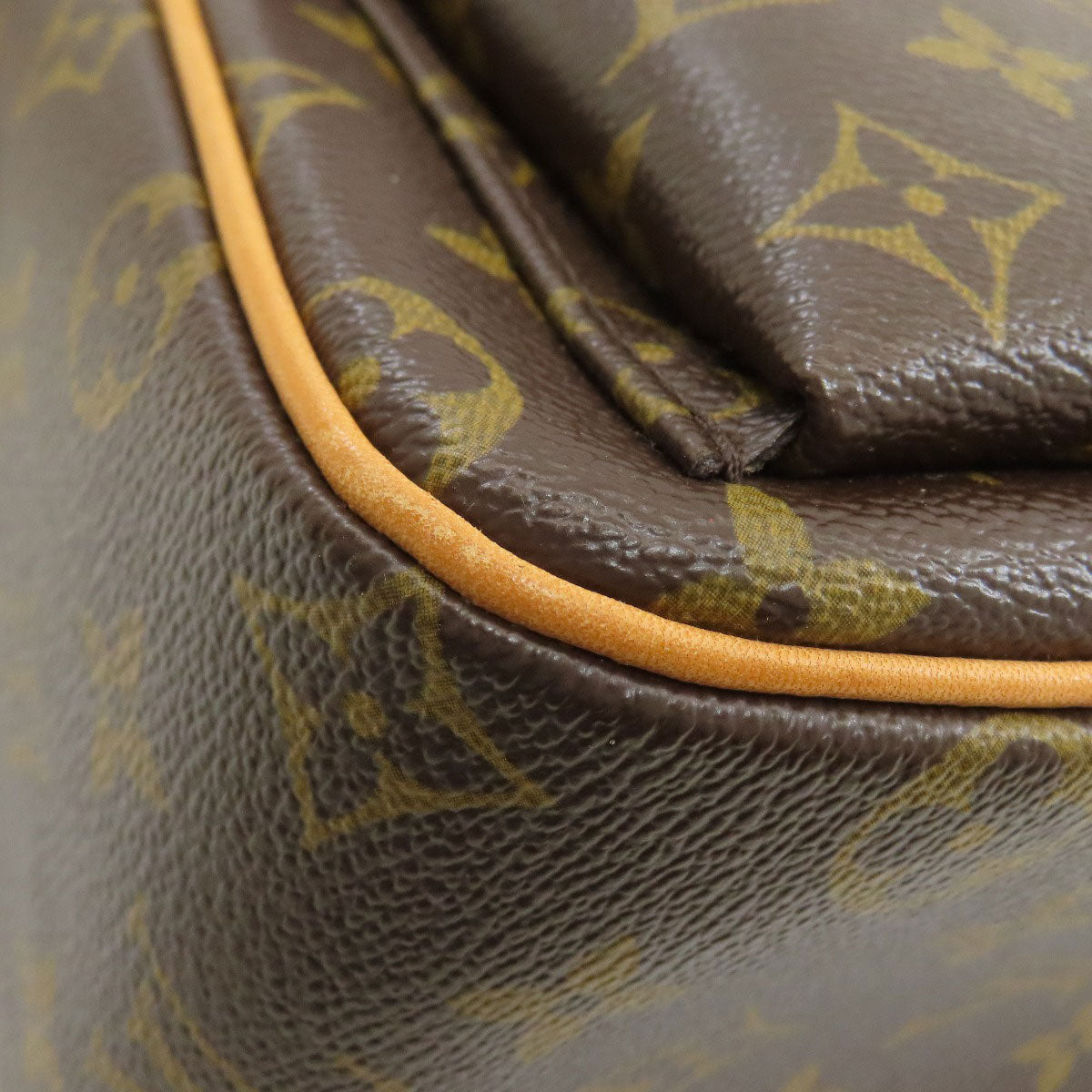 LOUIS VUITTON ルイヴィトン M51163 ヴィバ・シテGM ショルダーバッグ モノグラムキャンバス レディース 中古