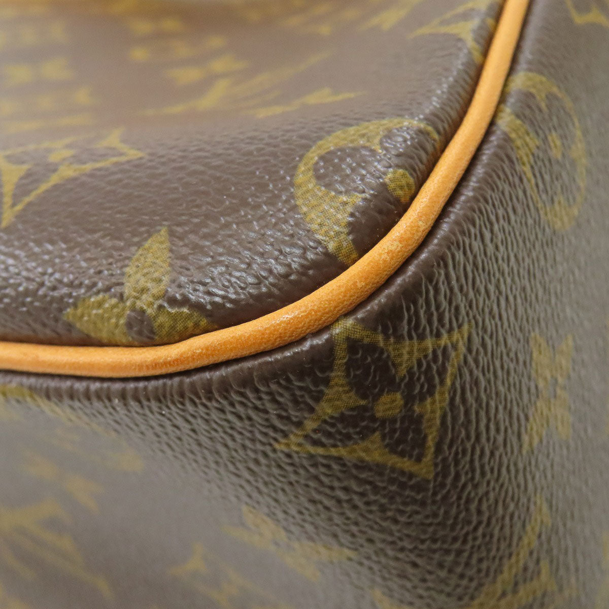LOUIS VUITTON ルイヴィトン M51163 ヴィバ・シテGM ショルダーバッグ モノグラムキャンバス レディース 中古