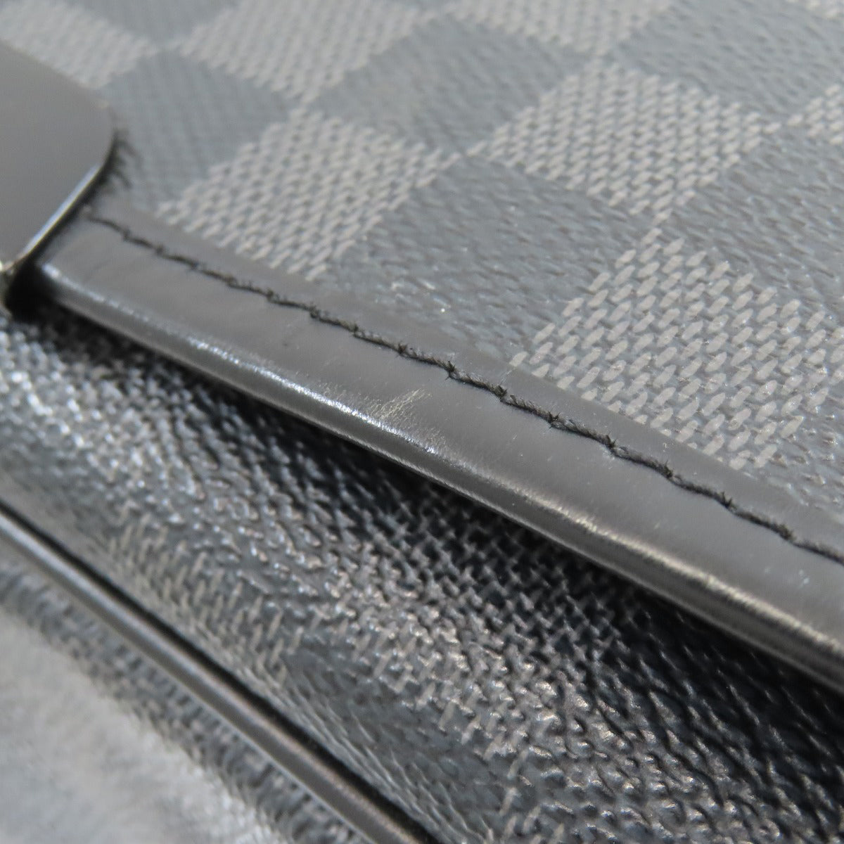 LOUIS VUITTON ルイヴィトン N58029 ダニエルMM ショルダーバッグ ダミエキャンバス メンズ 中古