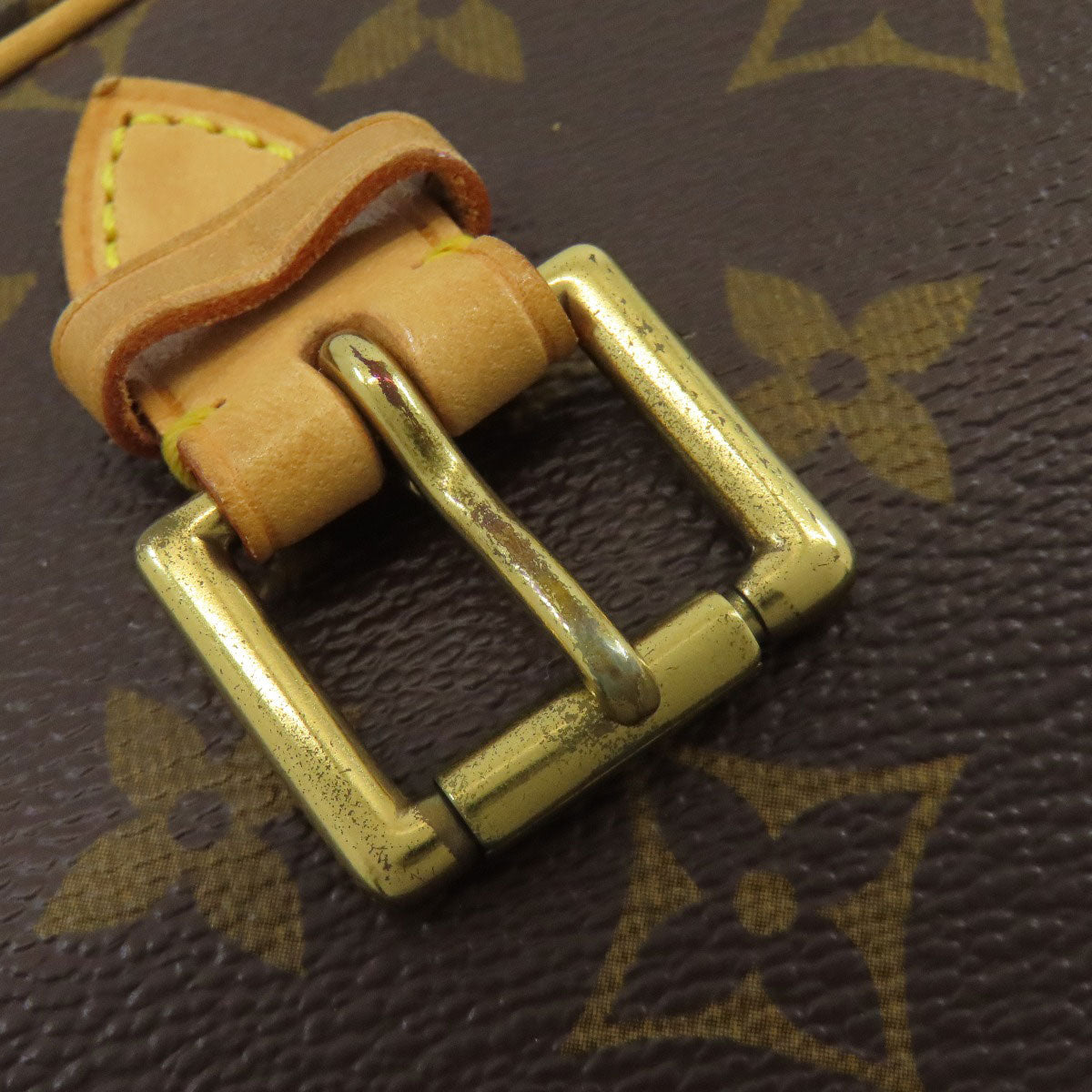 LOUIS VUITTON ルイヴィトン M42250 ソローニュ ショルダーバッグ モノグラムキャンバス レディース 中古