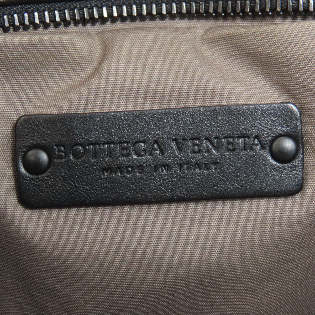 BOTTEGA VENETA ボッテガヴェネタ イントレチャート ショルダーバッグ カーフ レディース 中古