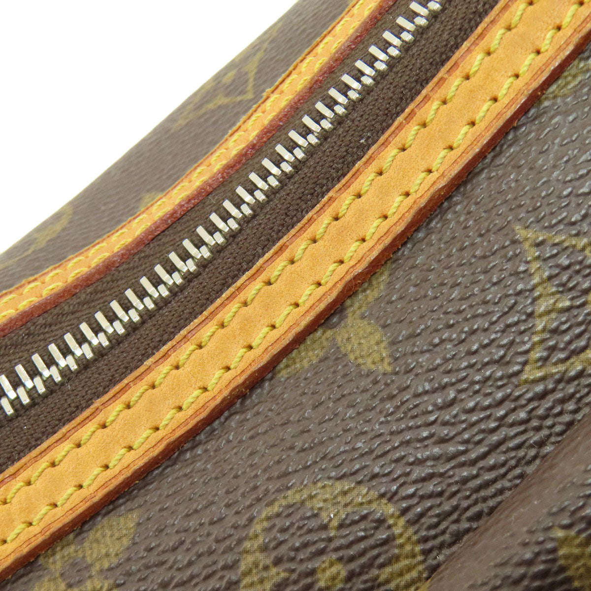 LOUIS VUITTON ルイヴィトン M40077 ティカルGM ショルダーバッグ モノグラムキャンバス レディース 中古