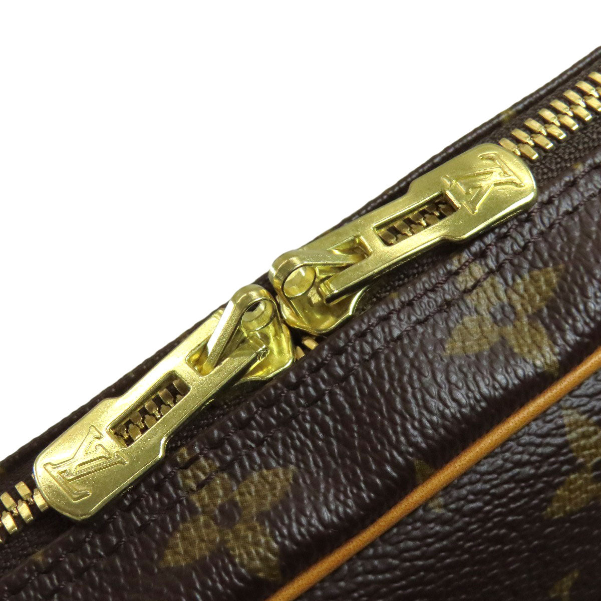 LOUIS VUITTON ルイヴィトン M53361 ヴォワヤージュ ビジネスバッグ モノグラムキャンバス メンズ 中古