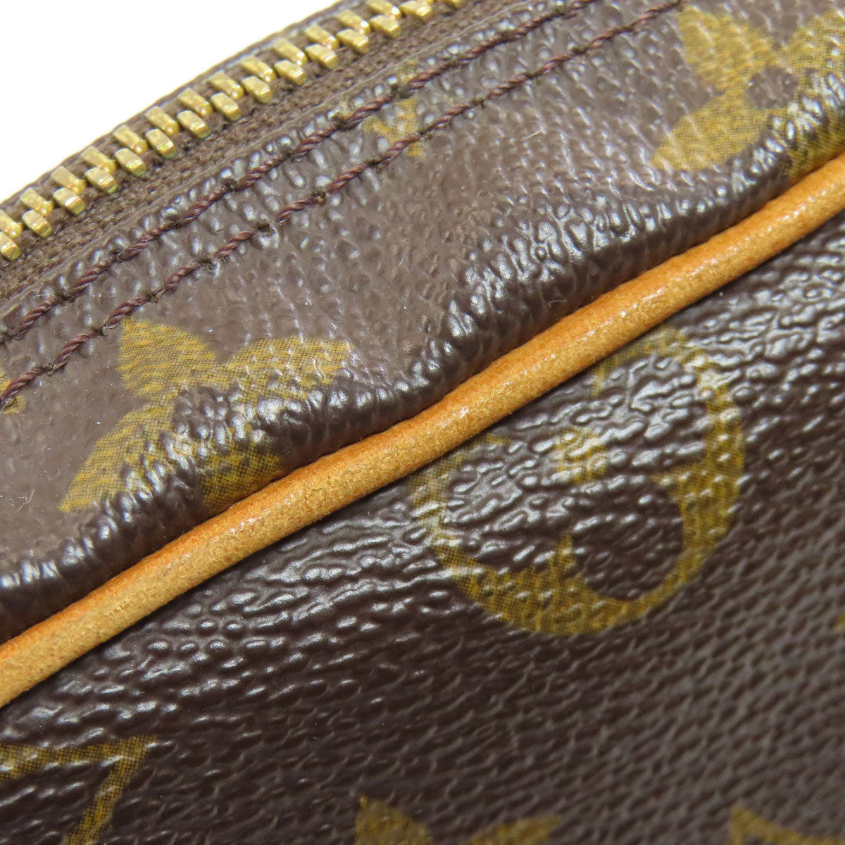 LOUIS VUITTON ルイヴィトン M45236 アマゾン ショルダーバッグ モノグラムキャンバス レディース 中古