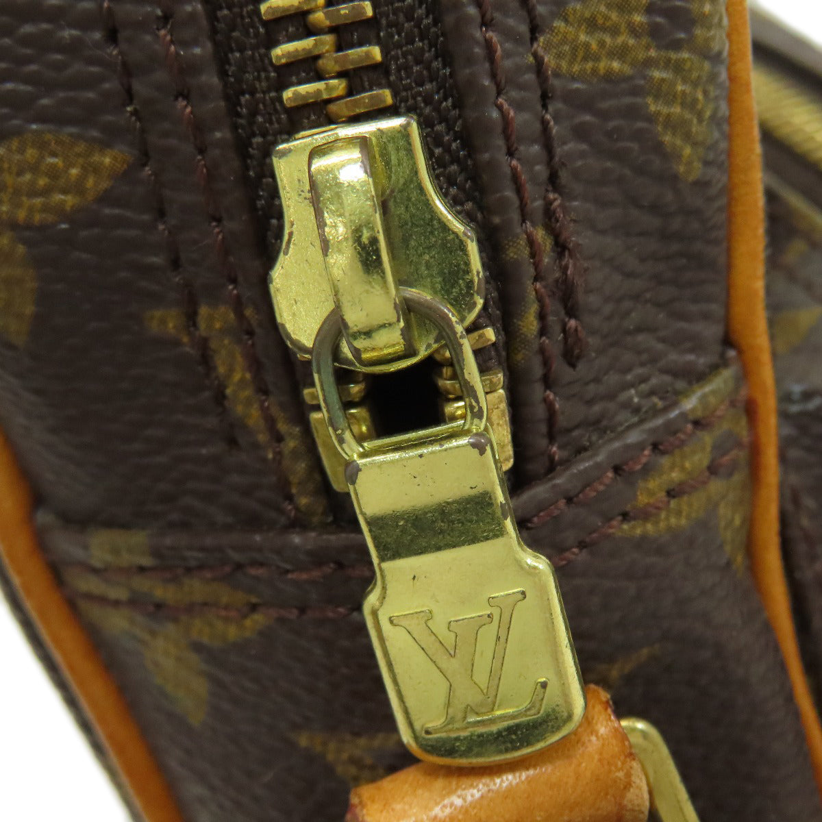 LOUIS VUITTON ルイヴィトン M45236 アマゾン ショルダーバッグ モノグラムキャンバス レディース 中古