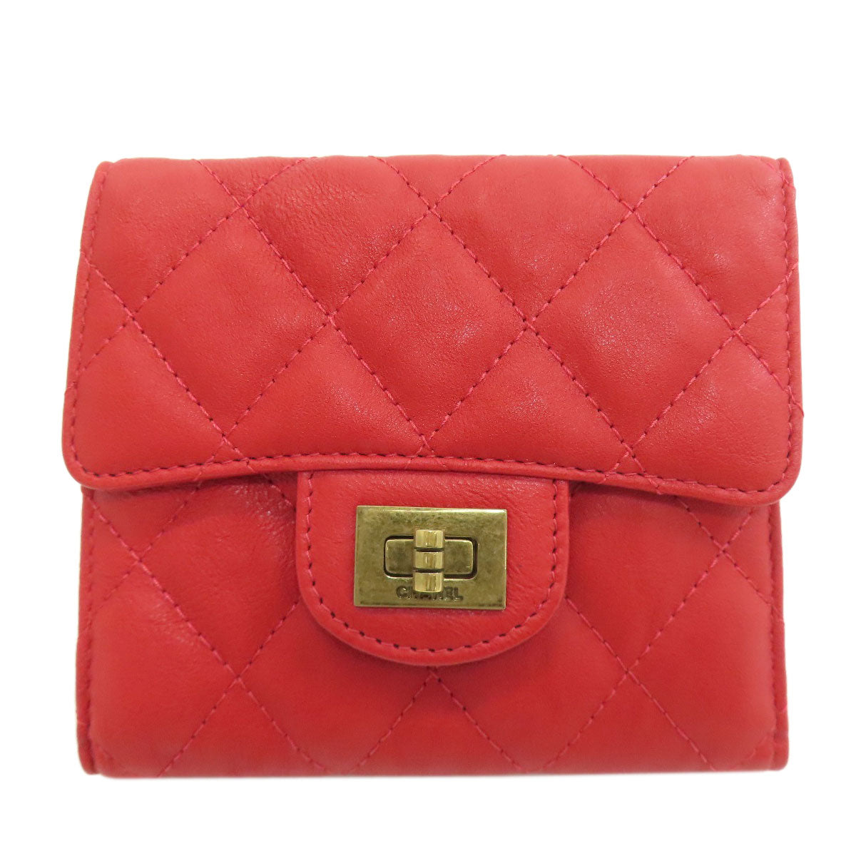 CHANEL シャネル 2.55 マトラッセ コンパクトウォレット ゴールド金具 二つ折り財布（小銭入れあり） カーフ レディース 中古