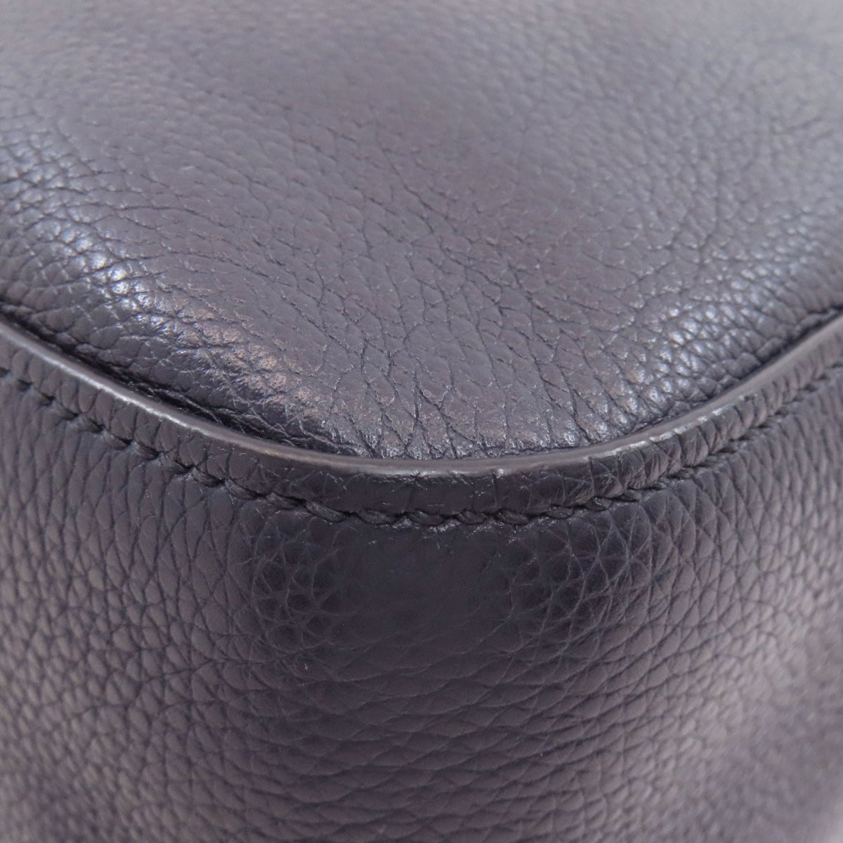 PRADA プラダ トライアングル ワンショルダー ショルダーバッグ カーフ レディース 中古