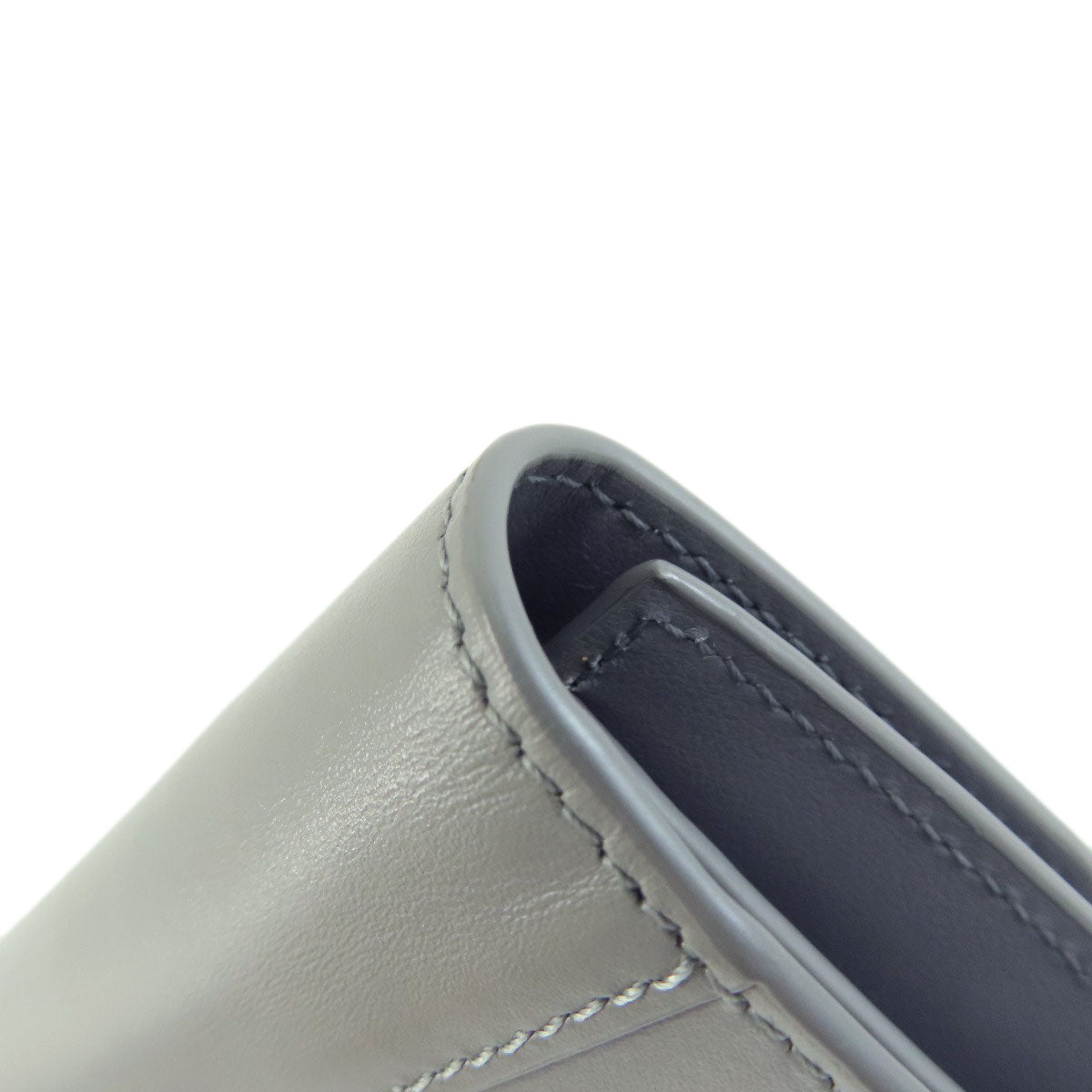 CELINE セリーヌ C金具 二つ折り財布（小銭入れあり） レザー レディース 中古
