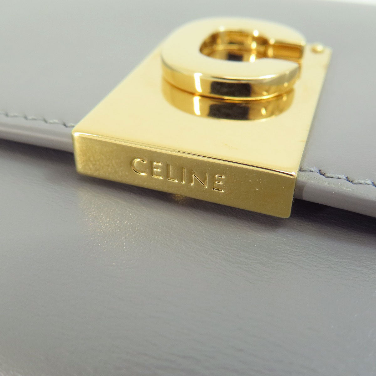 CELINE セリーヌ C金具 二つ折り財布（小銭入れあり） レザー レディース 中古