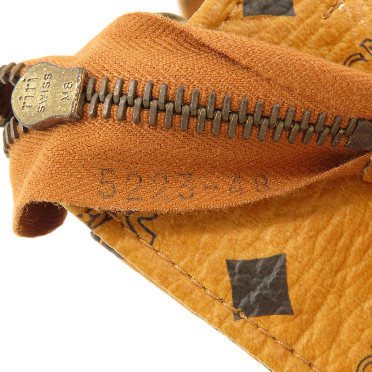 MCM エムシーエム ロゴデザイン ショルダーバッグ レザー レディース 中古