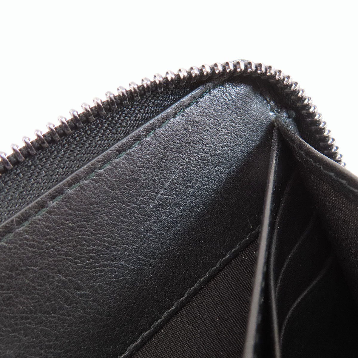 Jimmy Choo ジミーチュウ スタースタッズ 長財布（小銭入れあり） レザー レディース 中古