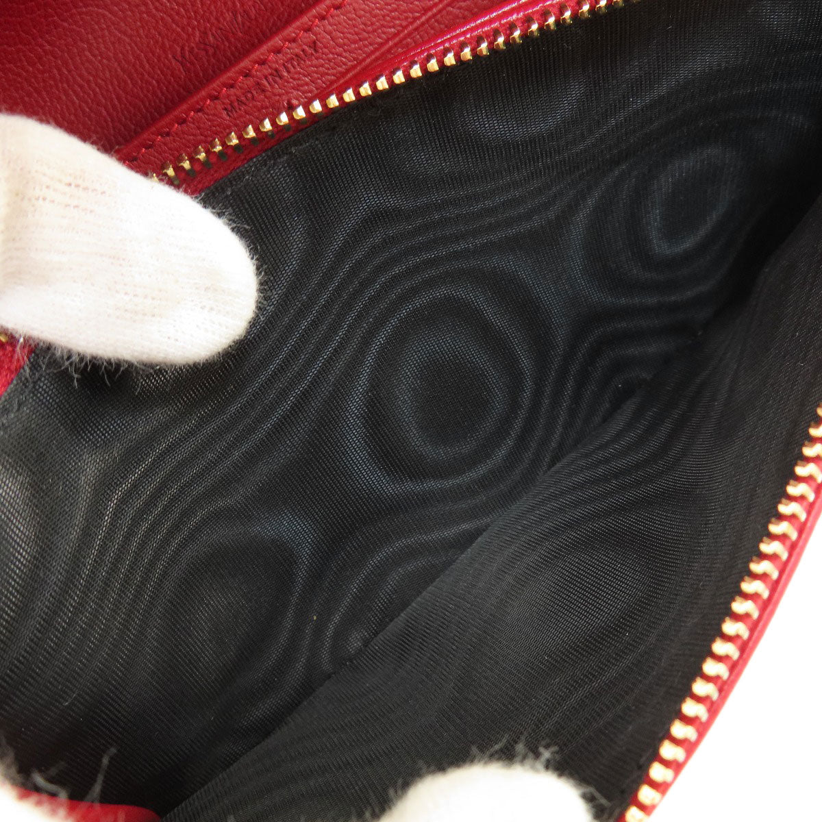 YVES SAINT LAURENT イヴ・サンローラン ロゴ 長財布（小銭入れあり） レザー レディース 中古