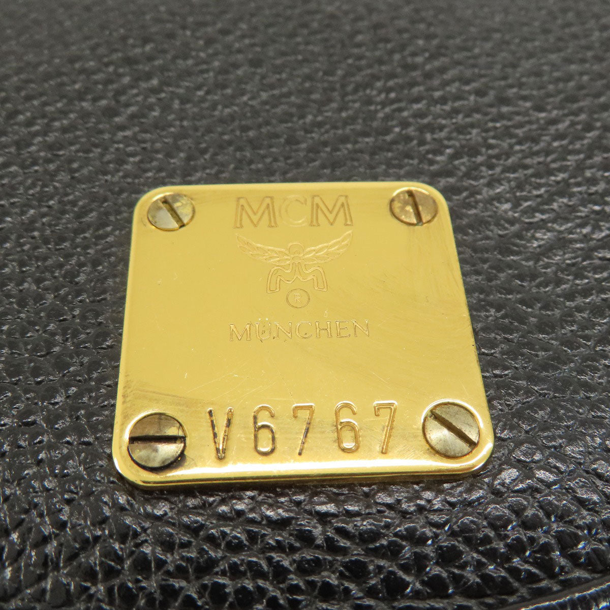 MCM エムシーエム ロゴ リュック・デイパック レザー レディース 中古