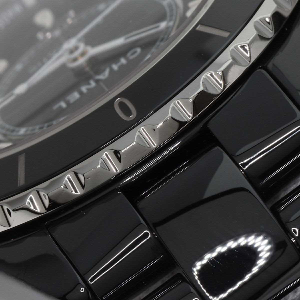 CHANEL シャネル H5699 キャリバー12.1 J12 38mm H5699 現行モデル 腕時計 セラミック メンズ 中古