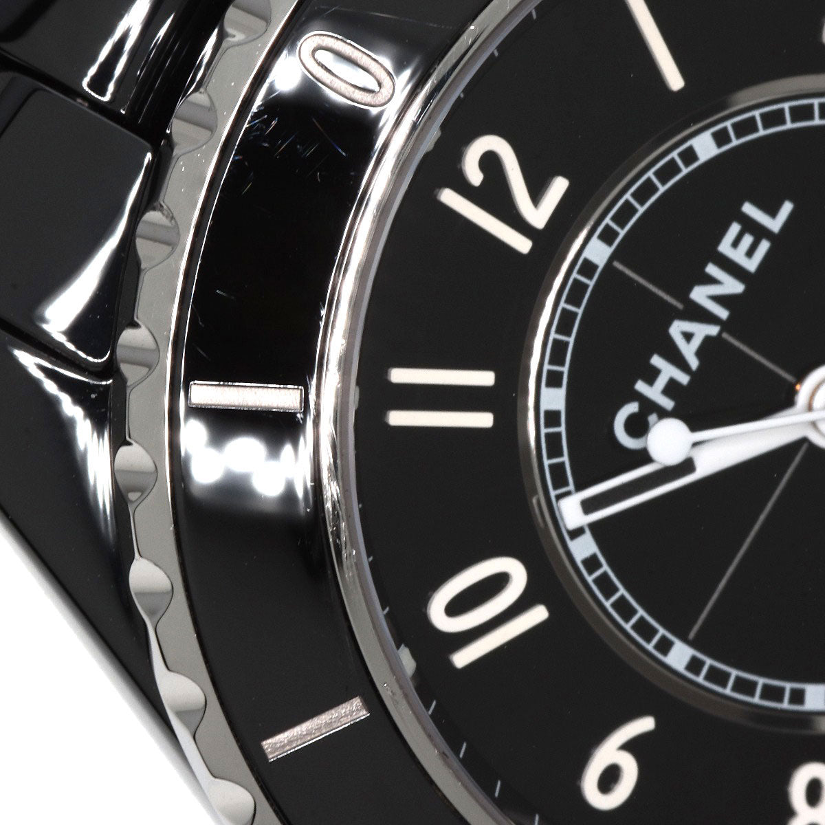 CHANEL シャネル H5699 キャリバー12.1 J12 38mm H5699 現行モデル 腕時計 セラミック メンズ 中古