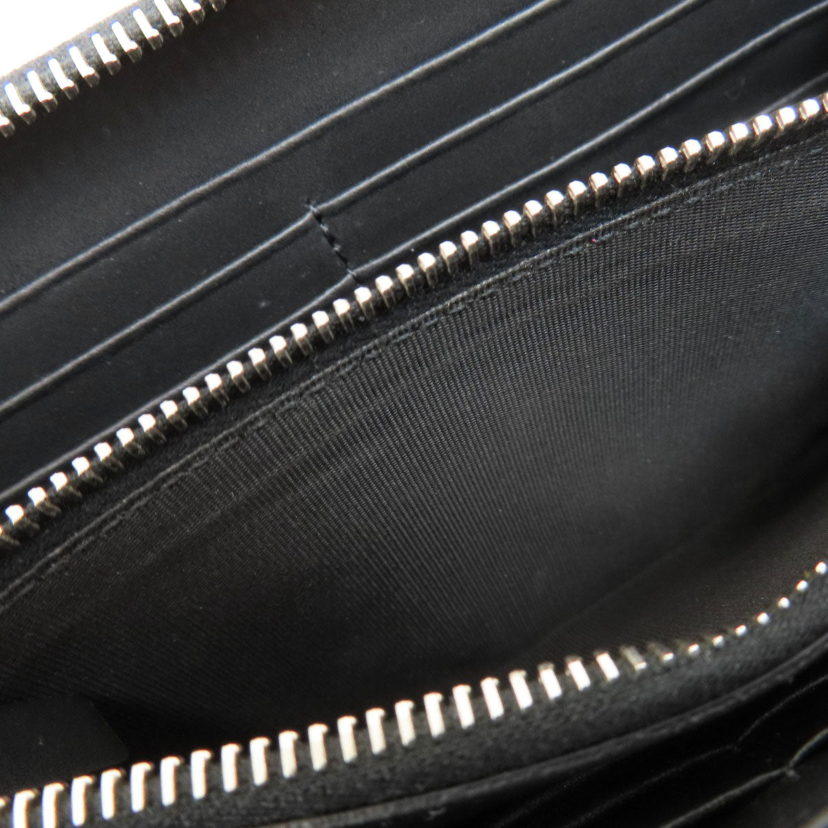VALENTINO GARAVANI ヴァレンチノガラバーニ ロゴ 長財布（小銭入れあり） レザー レディース 中古