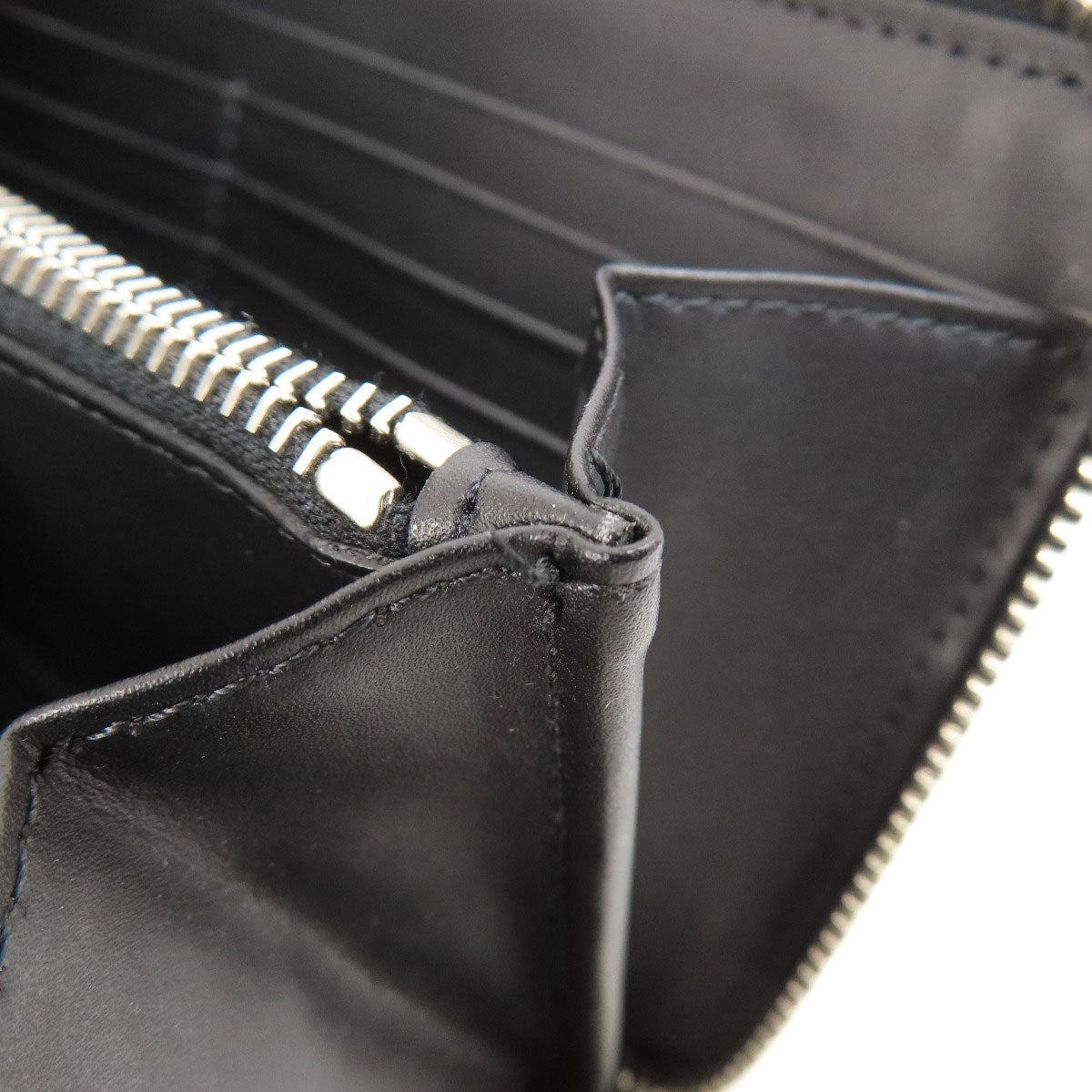 VALENTINO GARAVANI ヴァレンチノガラバーニ ロゴ 長財布（小銭入れあり） レザー レディース 中古