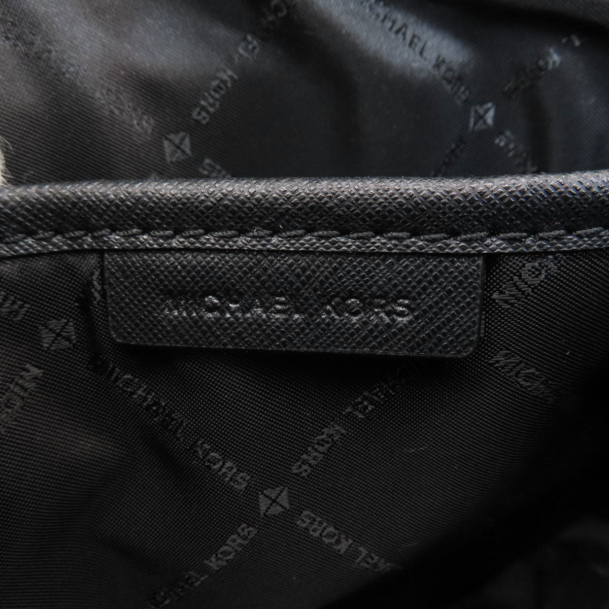Michael Kors マイケルコース ロゴ ショルダーバッグ レザー レディース 中古
