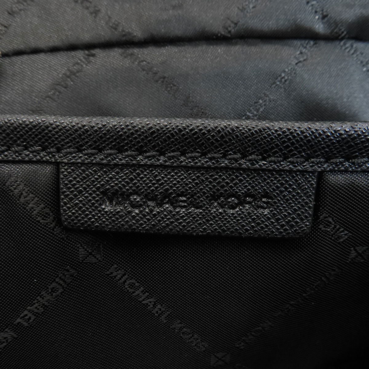 Michael Kors マイケルコース ロゴ ショルダーバッグ レザー レディース 中古
