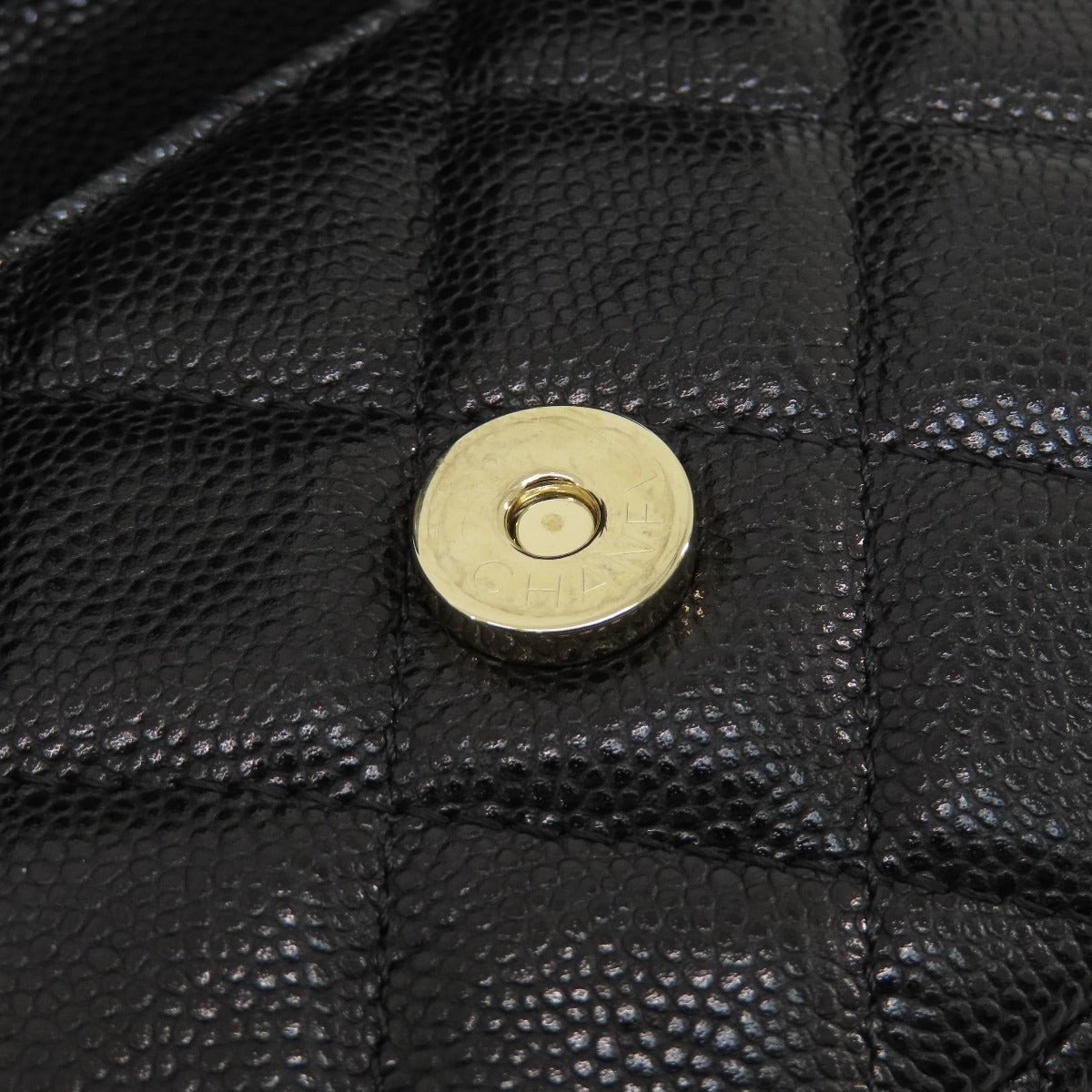 CHANEL シャネル チェーンショルダー マトラッセ ゴールド金具 ショルダーバッグ グレインド カーフスキン レディース 中古