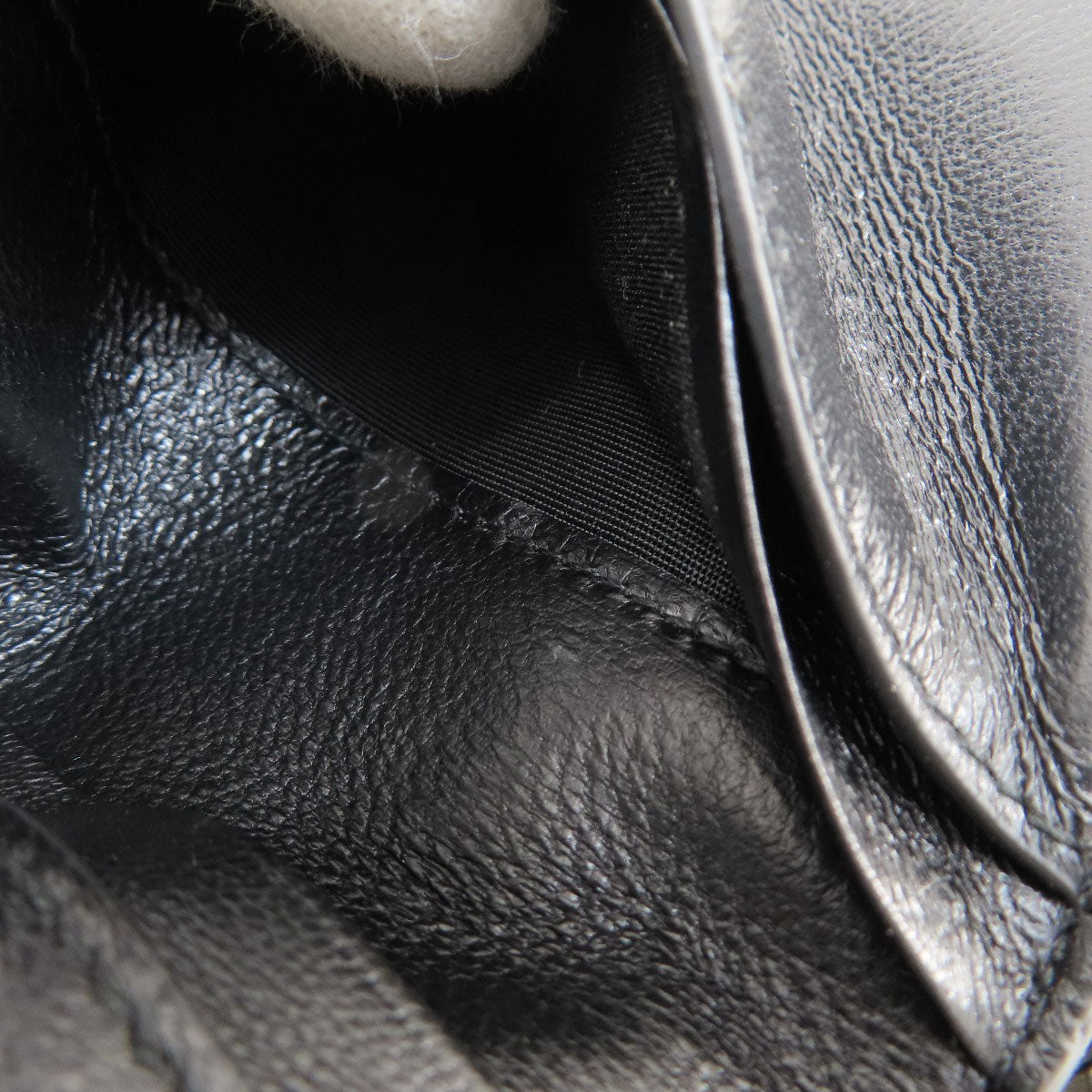 BALENCIAGA バレンシアガ 650879 ロゴ 二つ折り財布（小銭入れあり） レザー レディース 中古