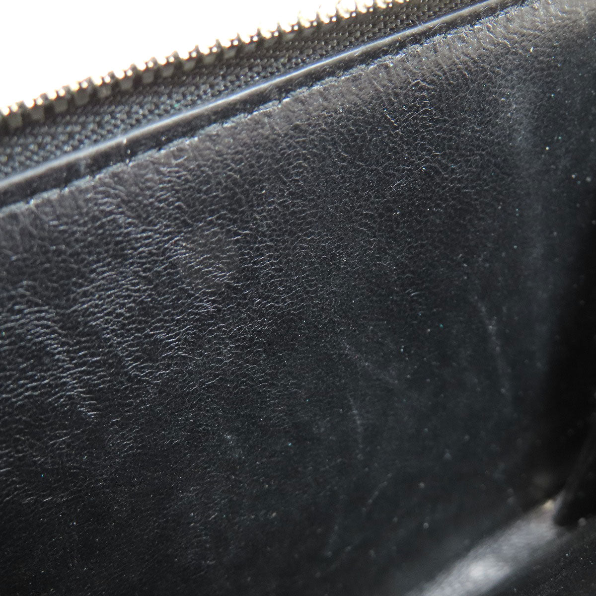 BALENCIAGA バレンシアガ 650879 ロゴ 二つ折り財布（小銭入れあり） レザー レディース 中古