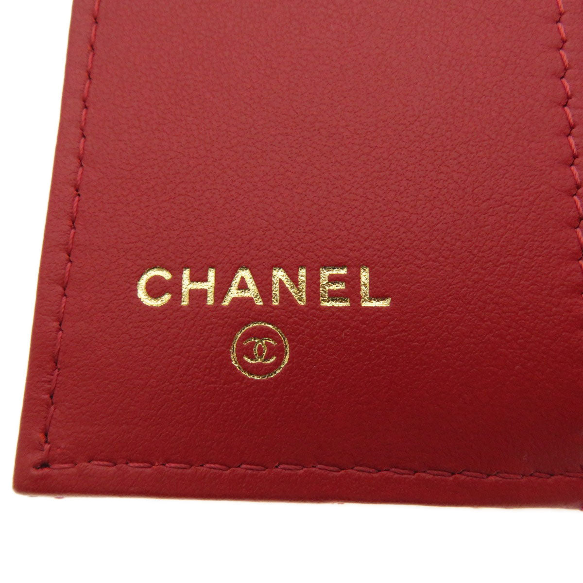 CHANEL シャネル 三つ折り コンパクトウォレット マトラッセ 二つ折り財布（小銭入れあり） カーフ レディース 中古