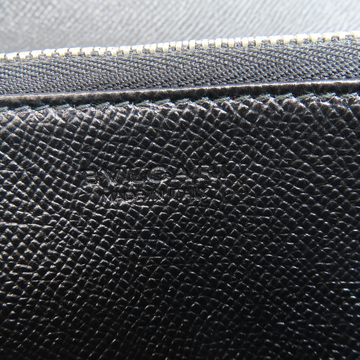 BVLGARI ブルガリ ロゴ 長財布（小銭入れあり） レザー レディース 中古