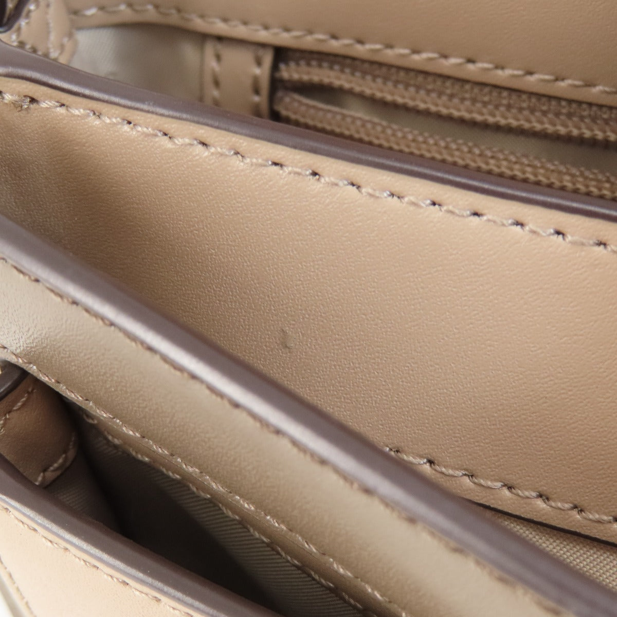 Michael Kors マイケルコース ロゴ ショルダーバッグ レザー レディース 中古