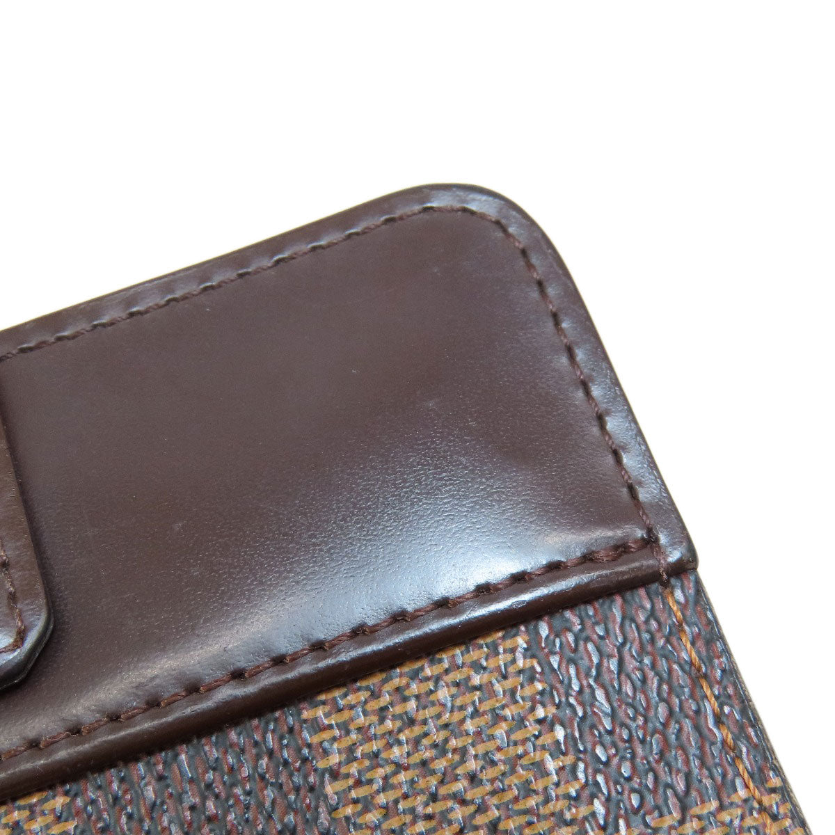 LOUIS VUITTON ルイヴィトン M61668 コンパクト・ジップ 二つ折り財布（小銭入れあり） ダミエキャンバス レディース 中古