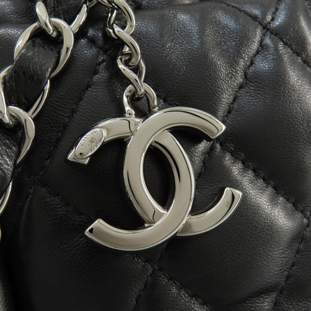 CHANEL シャネル マトラッセ シルバー金具 トートバッグ ラムスキン レディース 中古