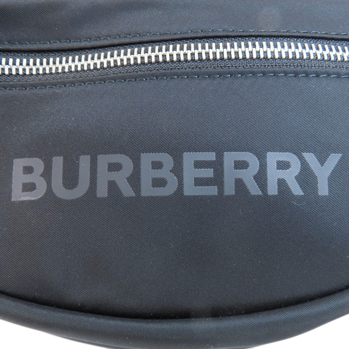 BURBERRY バーバリー ロゴ ボディバッグ ナイロン レディース 中古