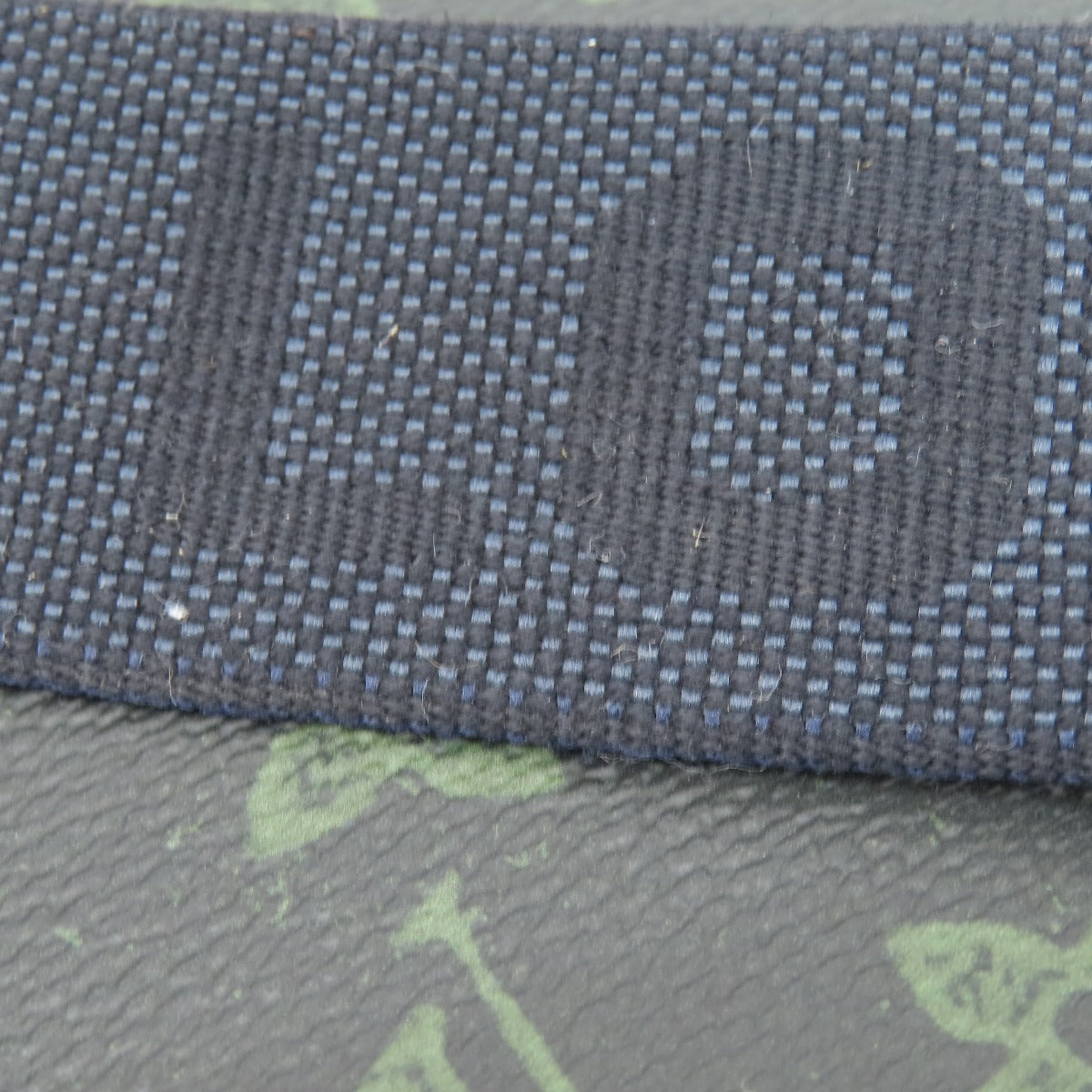 LOUIS VUITTON ルイヴィトン M46344 アヴェニュー・スリングバッグ モノグラムレコード ボディバッグ モノグラムキャンバス レディース 中古