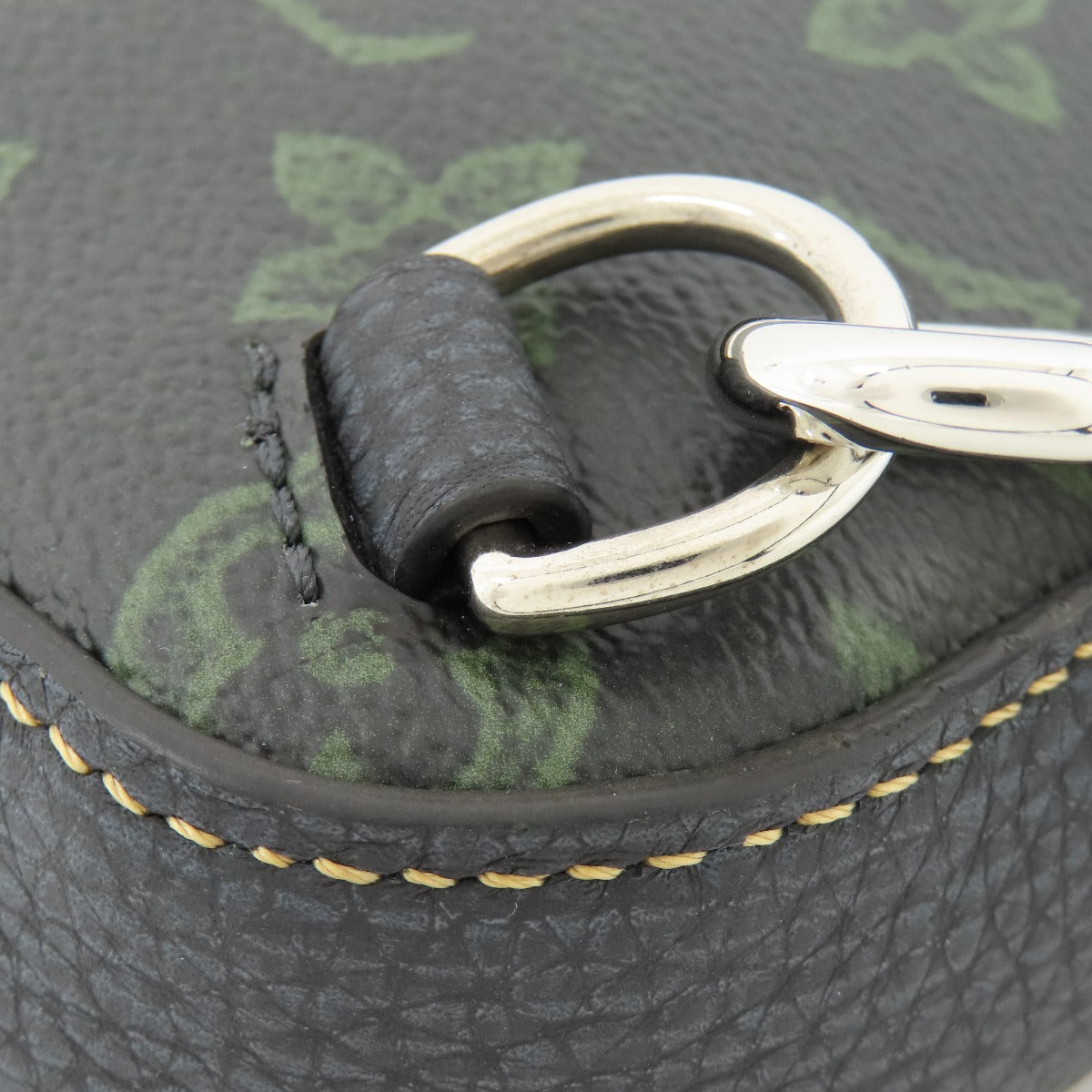 LOUIS VUITTON ルイヴィトン M46344 アヴェニュー・スリングバッグ モノグラムレコード ボディバッグ モノグラムキャンバス レディース 中古