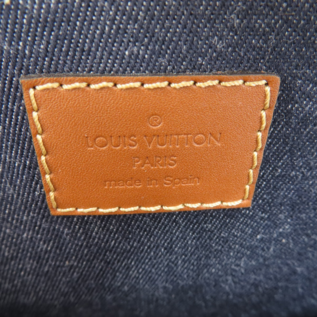 LOUIS VUITTON ルイヴィトン M46344 アヴェニュー・スリングバッグ モノグラムレコード ボディバッグ モノグラムキャンバス レディース 中古