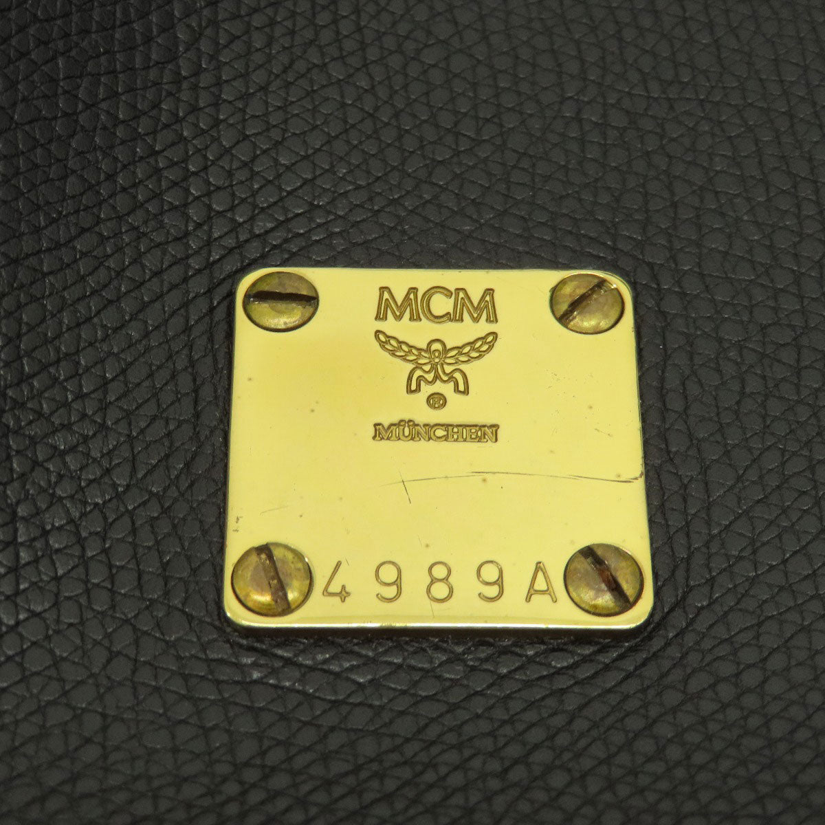 MCM エム・シー・エム ロゴ金具 ショルダーバッグ レザー レディース 中古