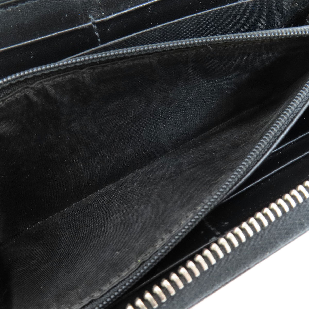 GUCCI グッチ 597677 エンブリロイダリー 長財布（小銭入れあり） レザー レディース 中古