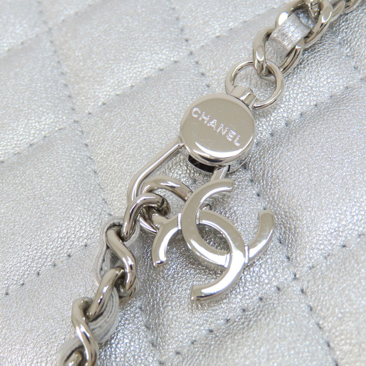 CHANEL シャネル ミニチェーンショルダー スターモチーフ マトラッセ シルバー金具 ショルダーバッグ ラムスキン レディース 中古