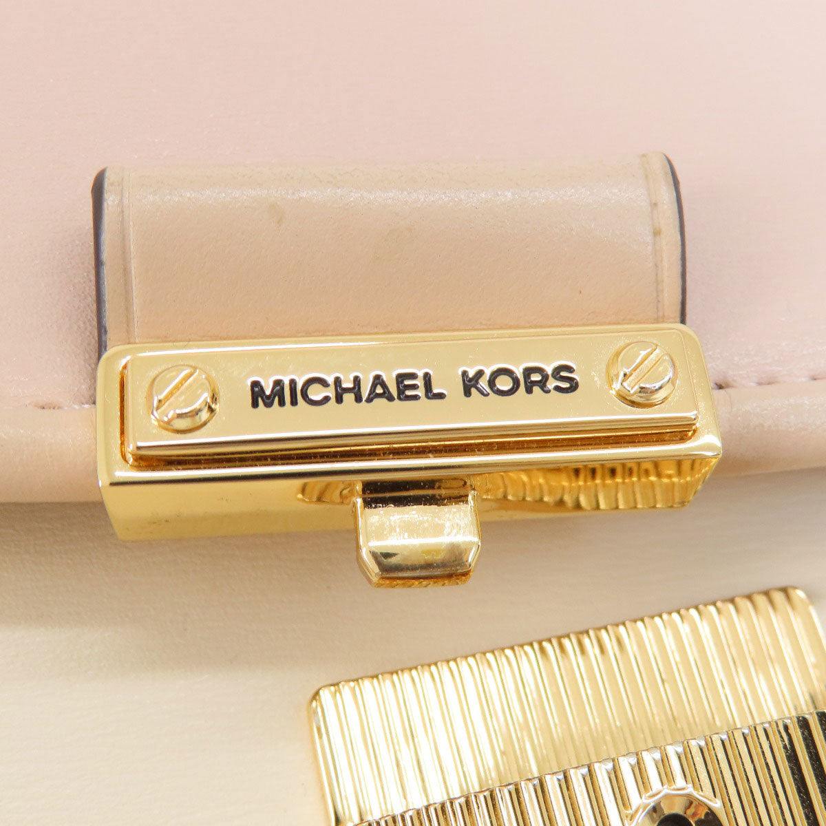 Michael Kors マイケルコース ロゴ ショルダーバッグ レザー レディース 中古